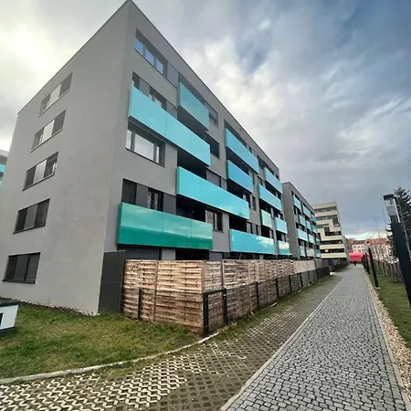 White Pearl Studio With Parking In Holesovice Praga Esterno foto